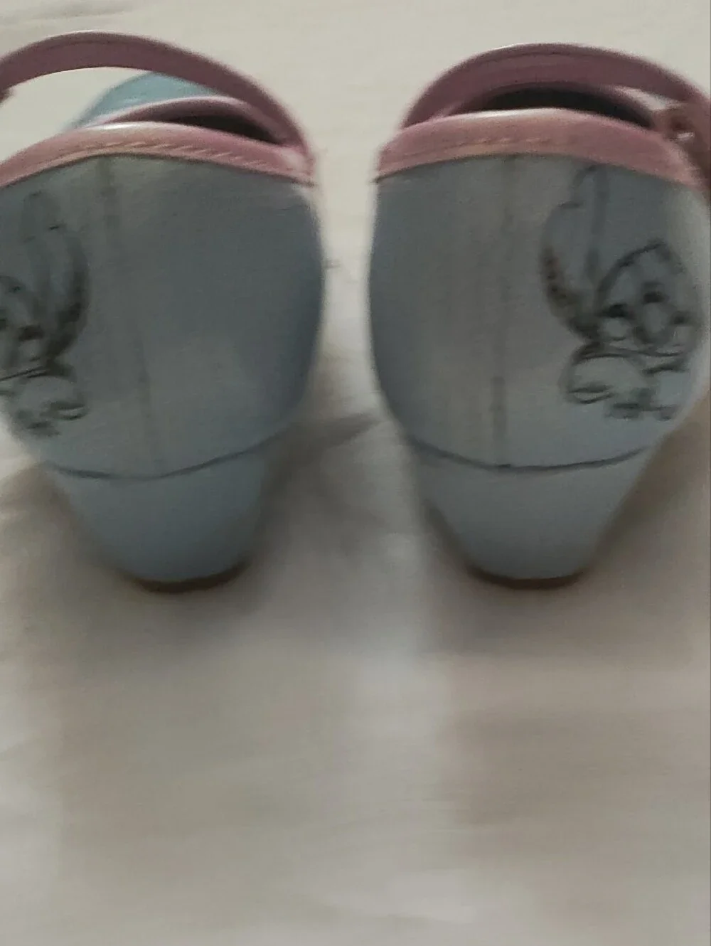 Disney Girls Light Blue Mary Jane Dress Shoes with Pink Trim